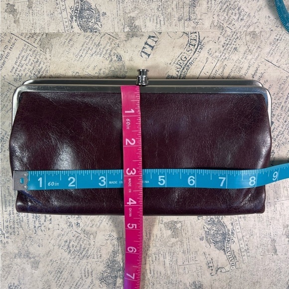 HOBO Lauren Brown Leather clutch wallet - Picture 13 of 13